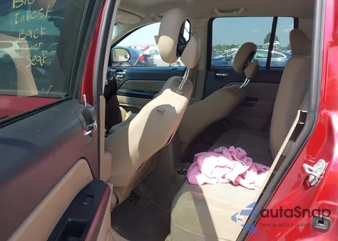 2014 Jeep Compass Sport из США, поврежденный, VIN 1C4NJDBB6ED841264